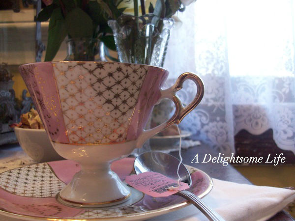 adelightsomelife.com gifted pink and gold teacup