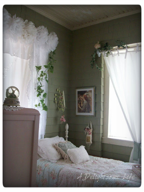 Guest Bedroom - white decor