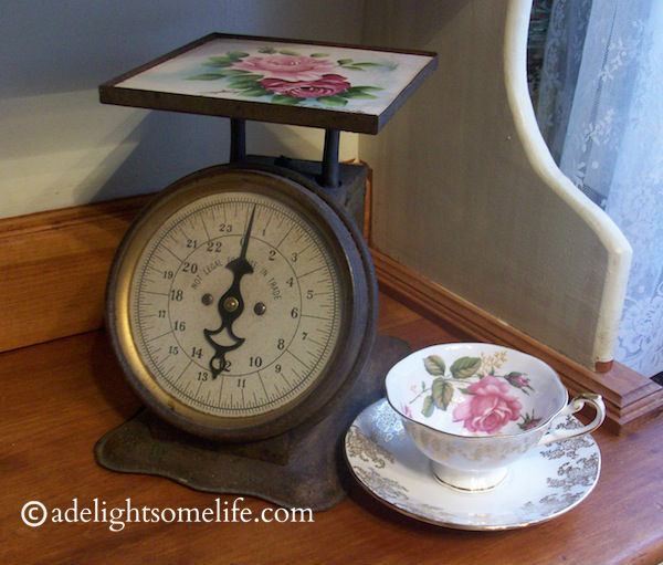 Rose Thrifty Find teacup and scale