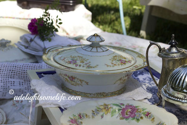 Summer Picnic Tea covered dish closeup