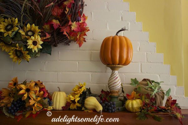autumn, mantel, leaves, pumpkin, Southern Living at Home, Gail Pitmann, Provence, burlap, DIY, gourde