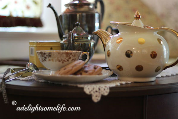 Teacup and Teapot Downton Abbey  preview season 4
