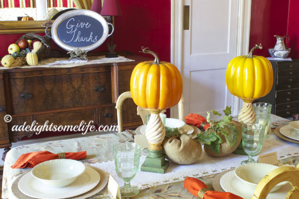 dining room thanksgiving tablescape