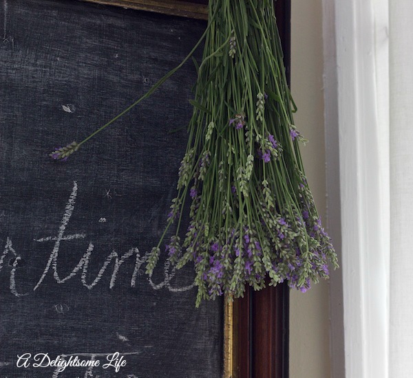 A-DELIGHTSOME-LIFE-KITCHEN-CHALKBOARD-DRIED-LAVENDER