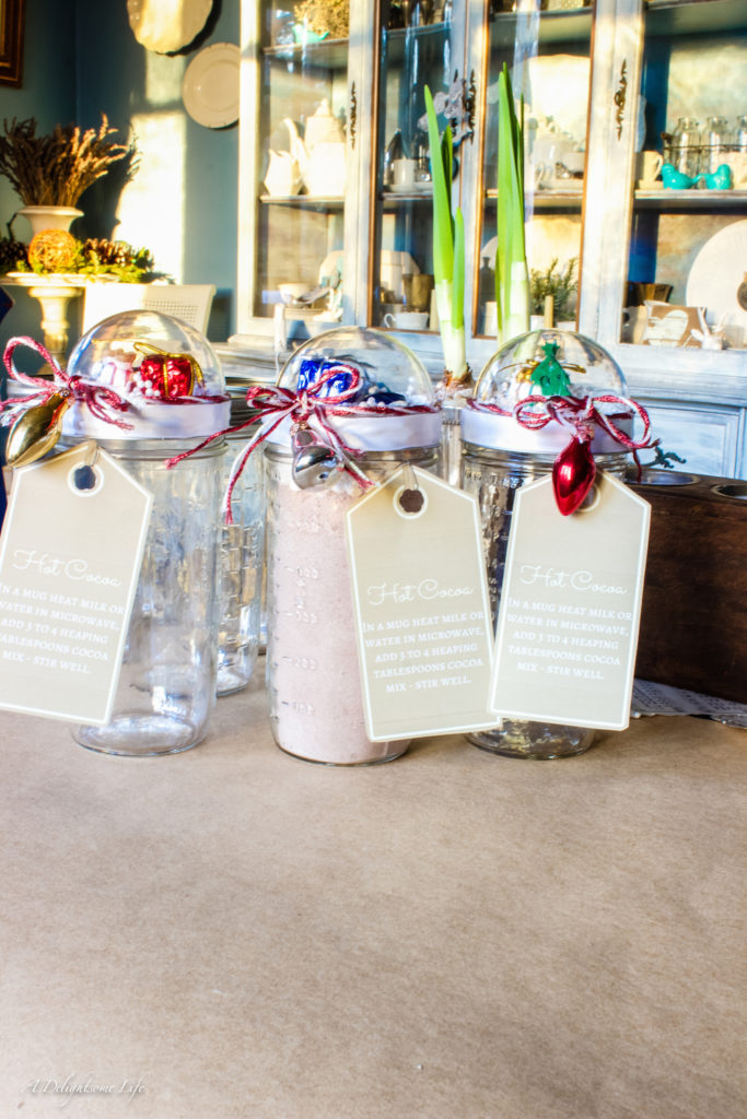 hot-cocoa-in-a-jar-gift-for-christmas-12