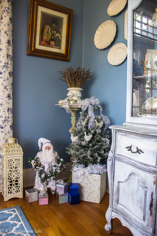 New Santa adds to the Christmas decor in the dining room on A Delightsome Life