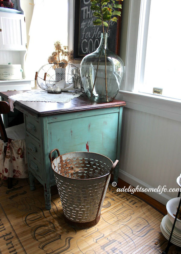 painted furniture that shows wear over the years is a signature of Farmhouse style